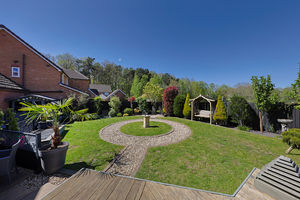 Sandstone Avenue Walton